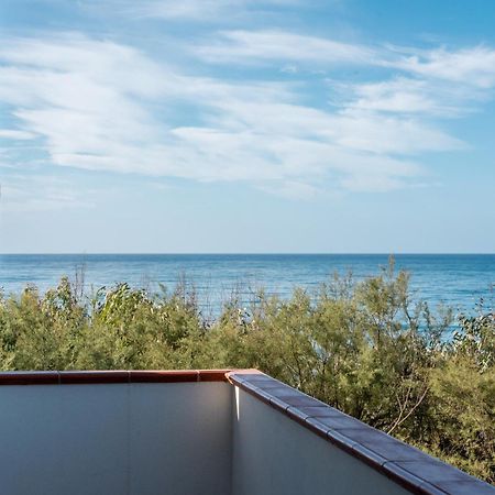 Villa Amea ตอร์เร เดย์ กอร์ซารี ภายนอก รูปภาพ